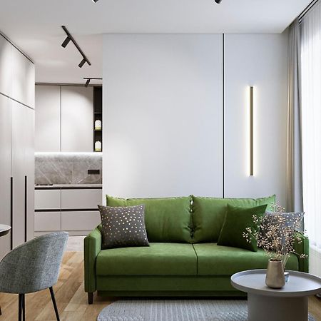 Apartment In The City Center Near The Park Lvov Exteriér fotografie